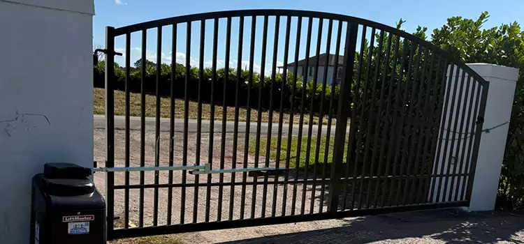 Driveway Fence Repair Gretna